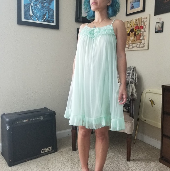 Evette Vintage Sheer Seafoam Green Ruffle Nightie - Picture 3 of 8